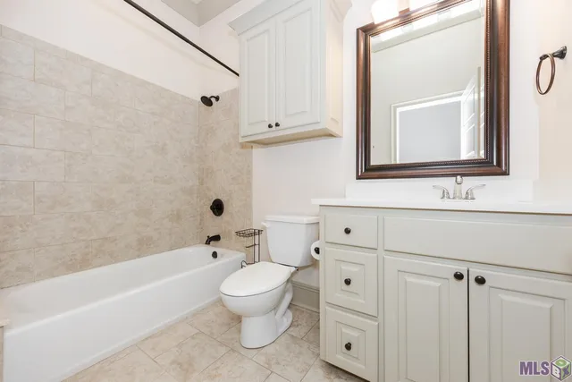 $806,000 | 2571 Carnoustie Drive, Zachary, LA 70791