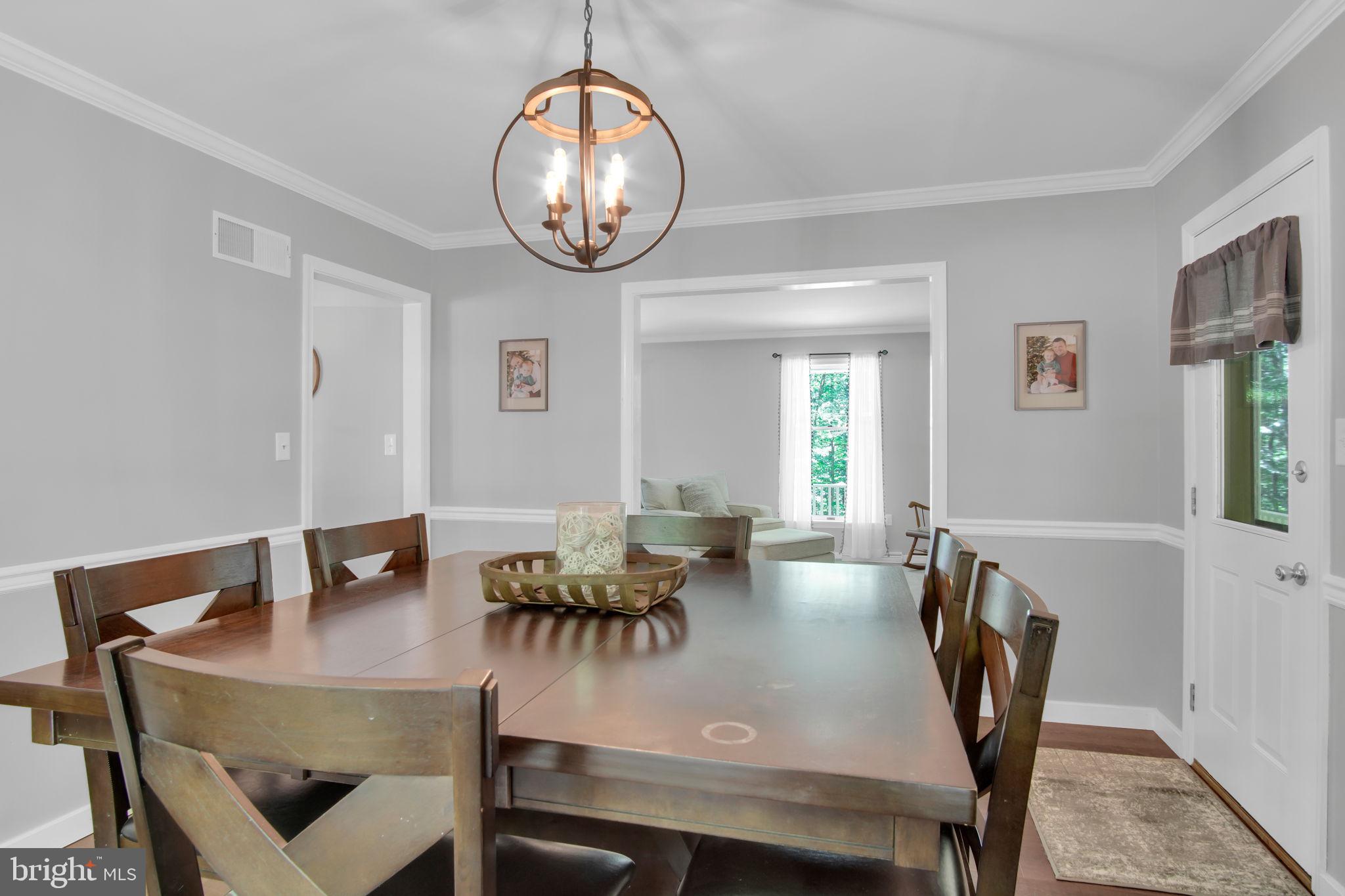 580 Spring Lane Boiling Springs, PA 17007 - Photo 7 of 37