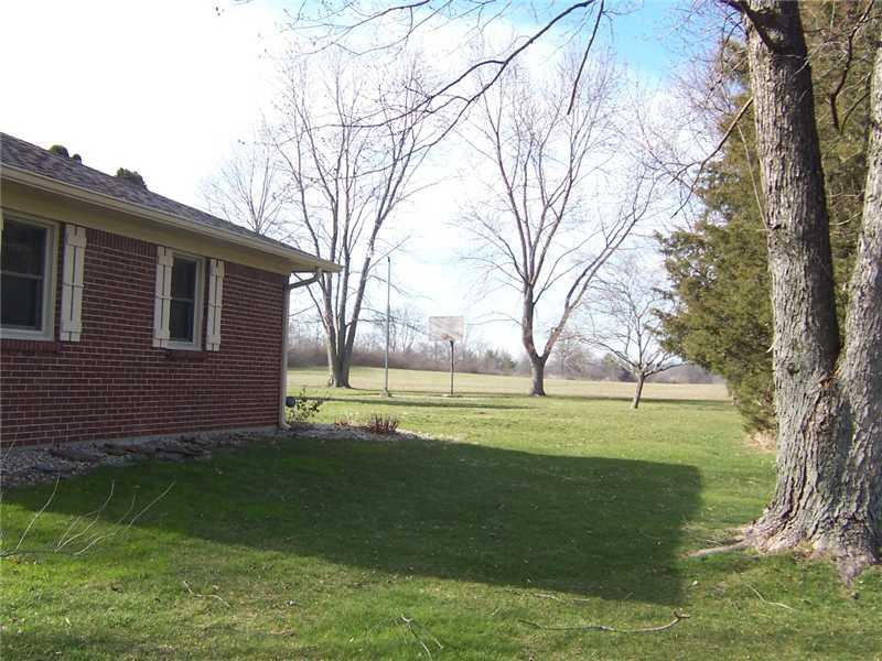 8732 Maze Road Indianapolis, IN 46259 - Photo 14 of 16 Gallery Image 14
