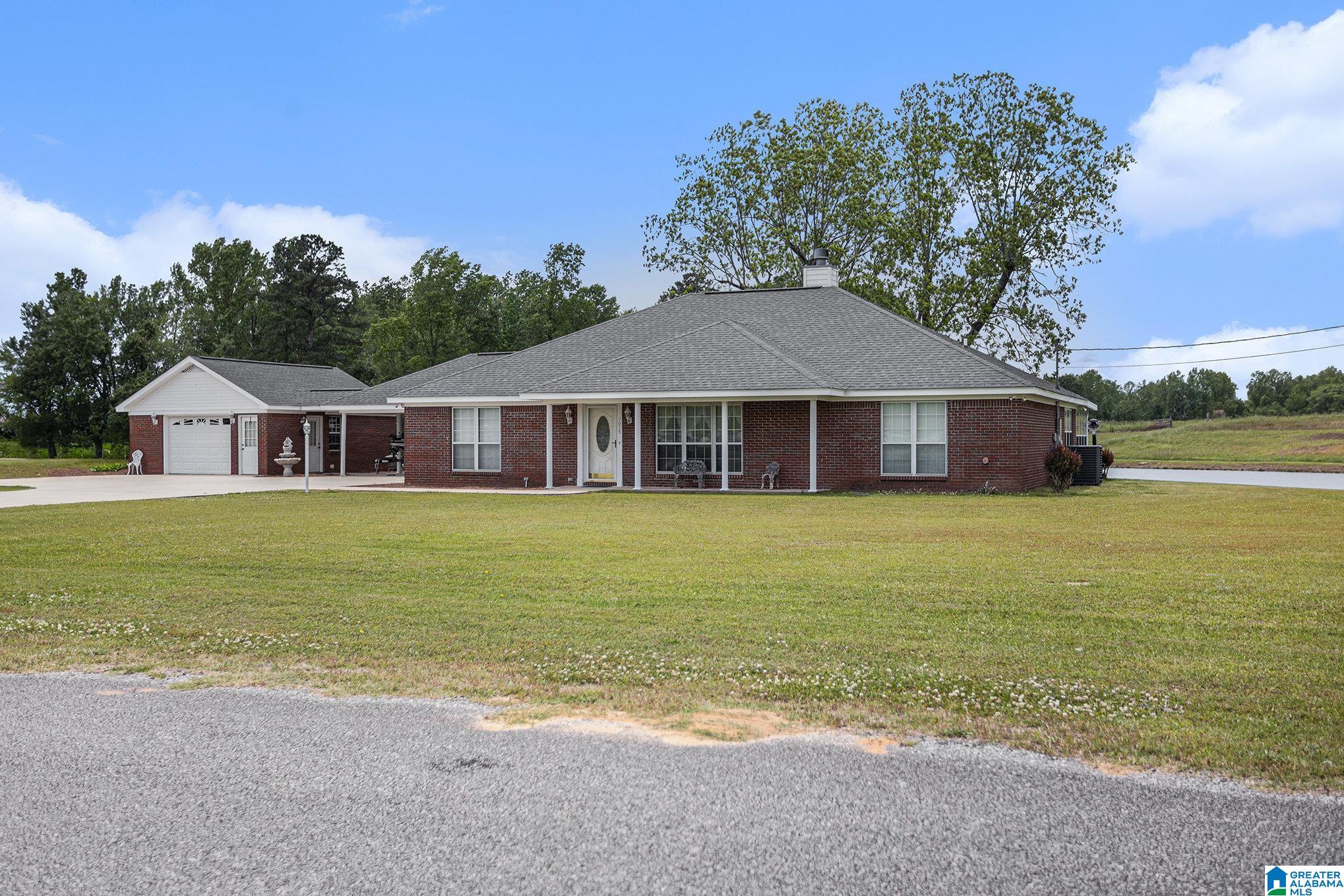 7075 County Road 43 Jemison, AL 35085 - Photo 5 of 34