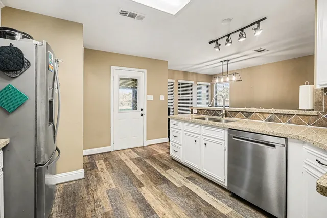 $399,000 | 13402 Bob White Drive, Santa Fe, TX 77510