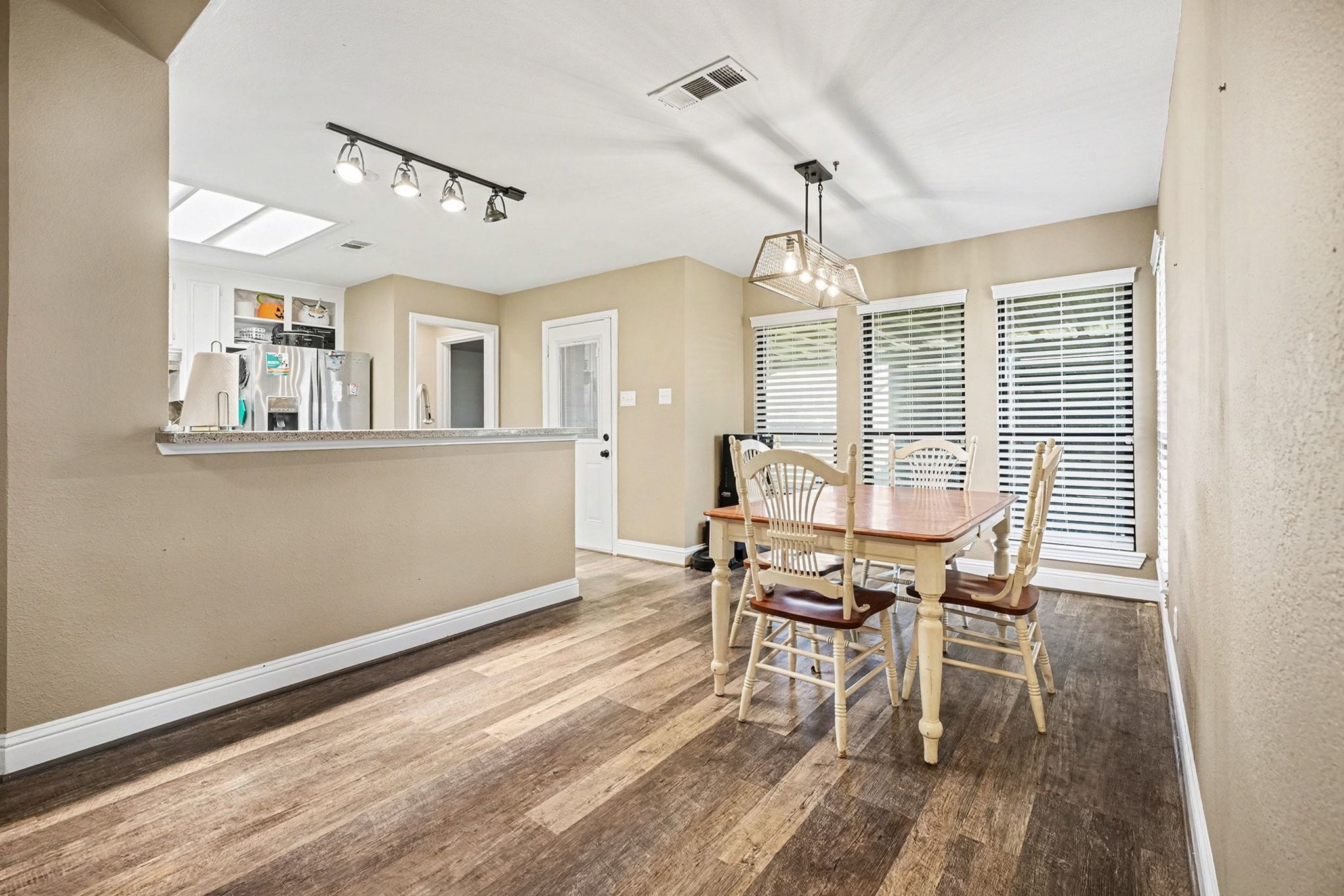 13402 Bob White Drive Santa Fe, TX 77510 - Photo 8 of 29