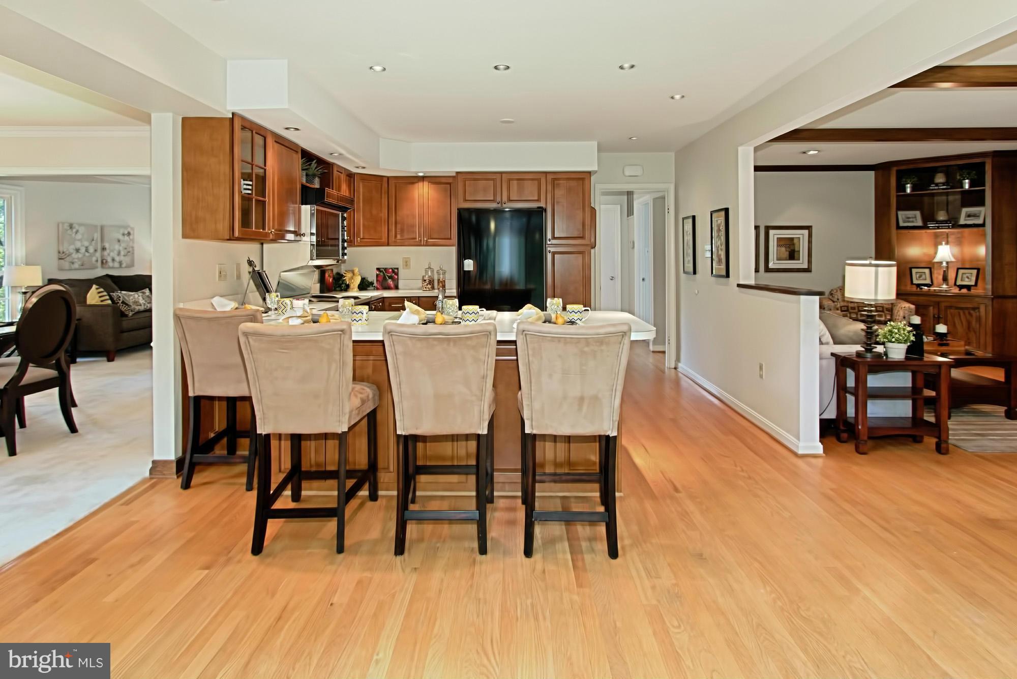 11420 Vale Road Oakton, VA 22124 - Photo 12 of 30 Kitchen