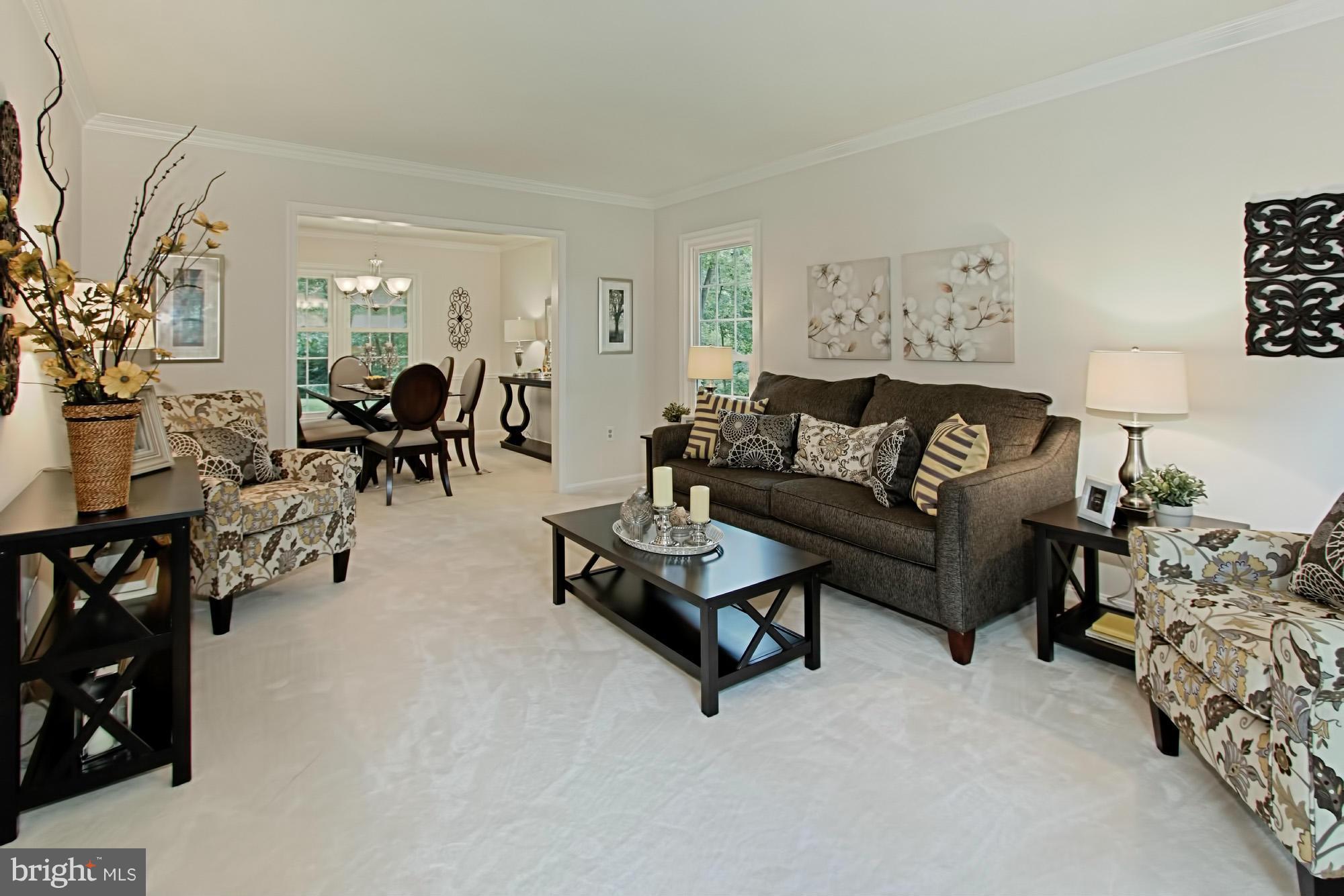 11420 Vale Road Oakton, VA 22124 - Photo 3 of 30 Living Room