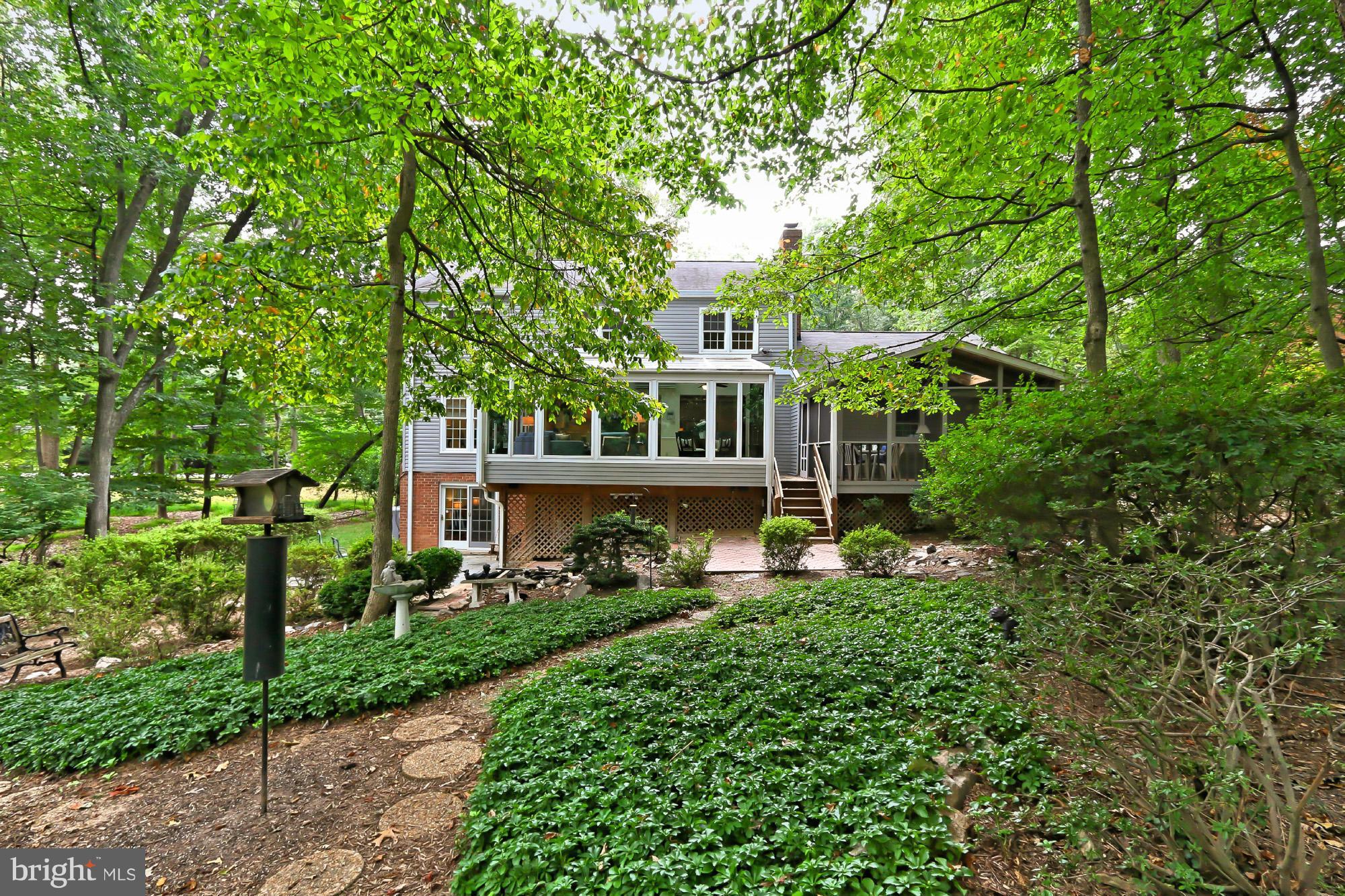 11420 Vale Road Oakton, VA 22124 - Photo 27 of 30 Exterior (Rear)