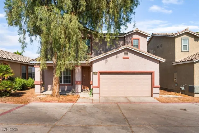 $1,850 | 2400 Dutchmans Pipe Court, Las Vegas, NV 89106