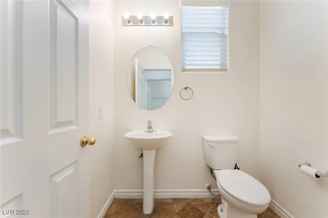 $1,850 | 2400 Dutchmans Pipe Court, Las Vegas, NV 89106