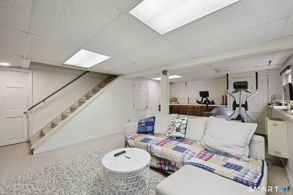 $645,000 | 79 Acorn Road, Madison, CT 06443