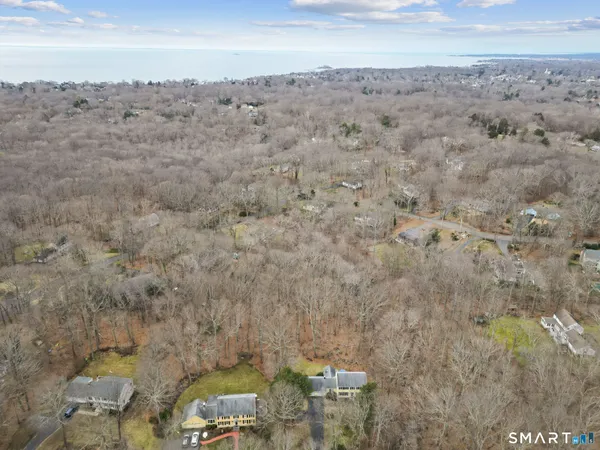 $645,000 | 79 Acorn Road, Madison, CT 06443