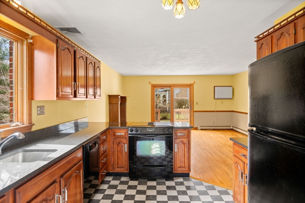 55 Azalea Road Waltham, MA 02452 - Photo 16 of 36