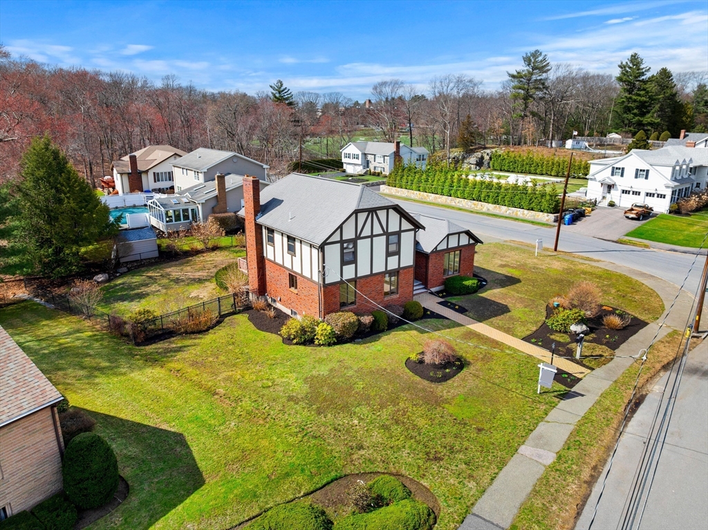 55 Azalea Road Waltham, MA 02452 - Photo 5 of 36