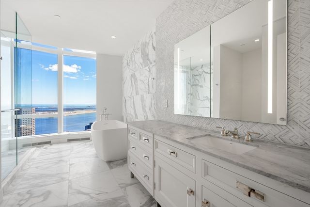 $7,800,000 | 240 Devonshire Street, Unit PH 1D, Boston, MA 02110