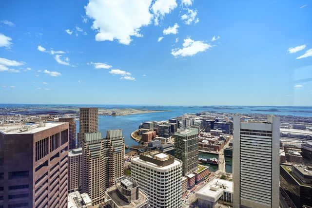 $7,800,000 | 240 Devonshire Street, Unit PH 1D, Boston, MA 02110