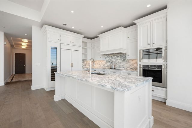 $7,800,000 | 240 Devonshire Street, Unit PH 1D, Boston, MA 02110