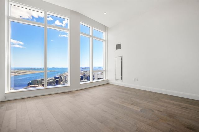 $7,800,000 | 240 Devonshire Street, Unit PH 1D, Boston, MA 02110