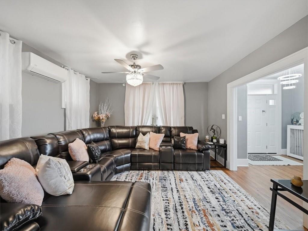 819 Kerr Street Ambridge, PA 15003 - Photo 4 of 32 Gallery Image 4