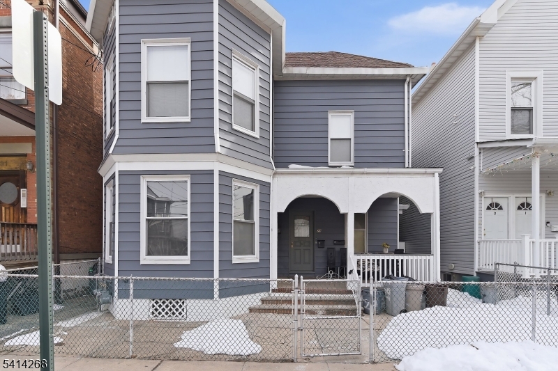 27 Jaques Street Elizabeth, NJ 07201 - Photo 1 of 25