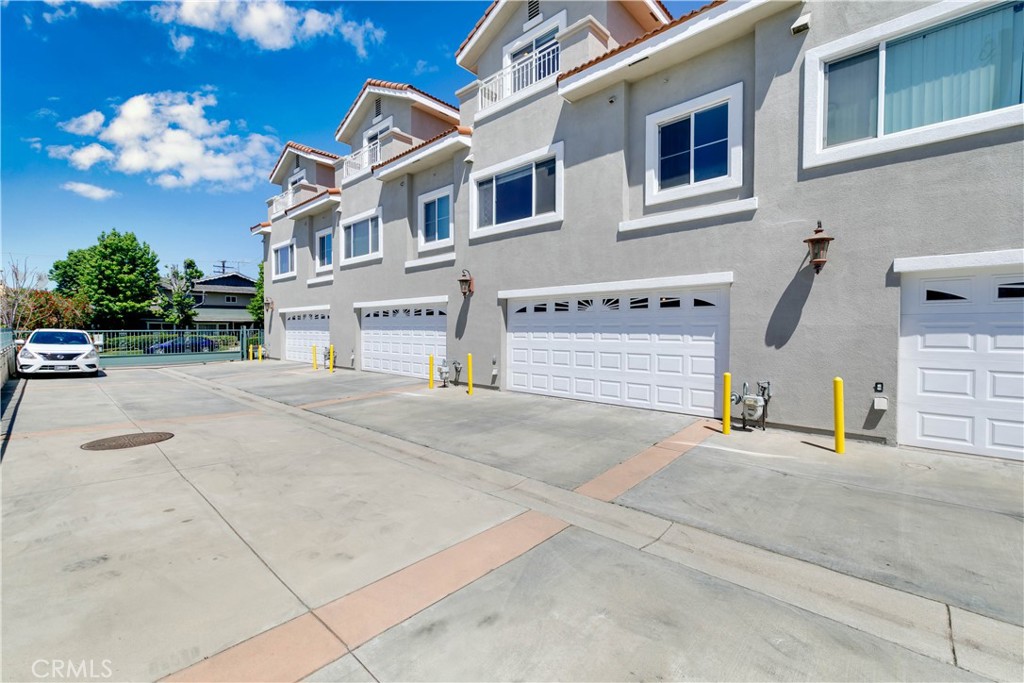 7266 Jackson, Unit 3 San Gabriel, CA 91775 - Photo 2 of 13 2-car garage + 1 assigned space