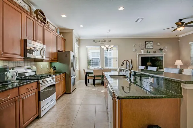 $359,000 | 219 Sunset Crest Court, Apollo Beach, FL 33572