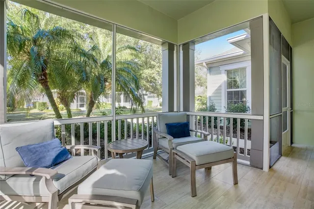 $359,000 | 219 Sunset Crest Court, Apollo Beach, FL 33572