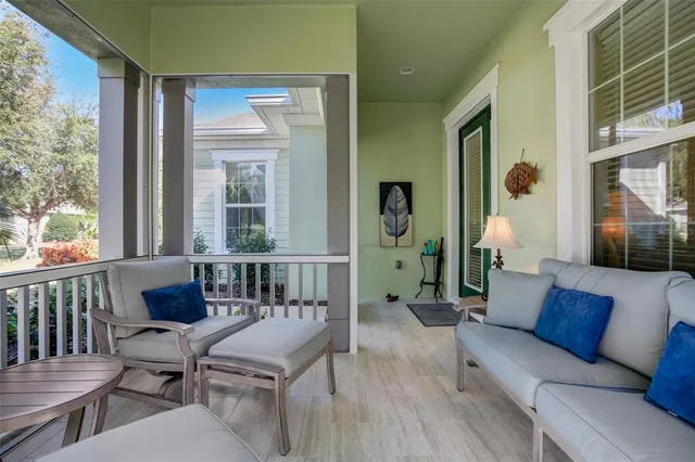 $359,000 | 219 Sunset Crest Court, Apollo Beach, FL 33572