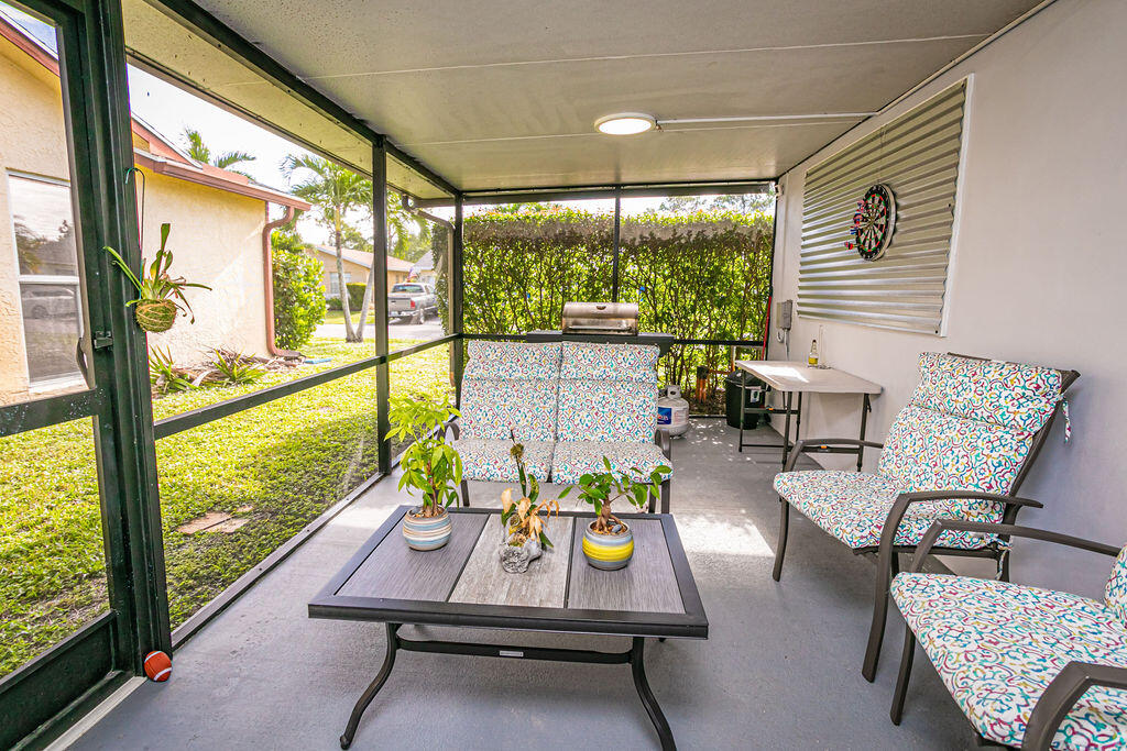 4170 Pine Green Run Lake Worth, FL 33467 - Photo 23 of 53 0027_8093