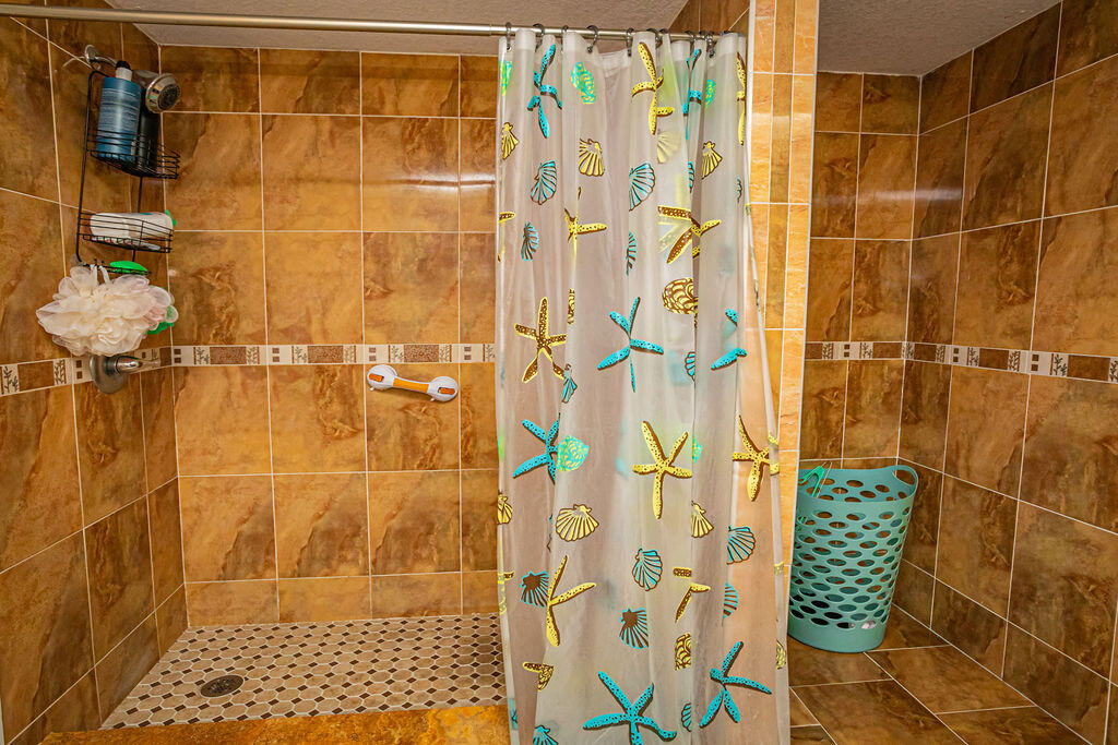 4170 Pine Green Run Lake Worth, FL 33467 - Photo 37 of 53 0041_8021