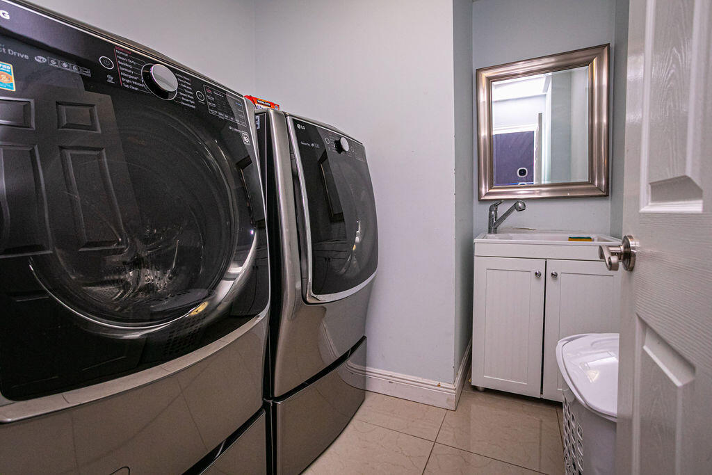 4170 Pine Green Run Lake Worth, FL 33467 - Photo 42 of 53 0046_8062