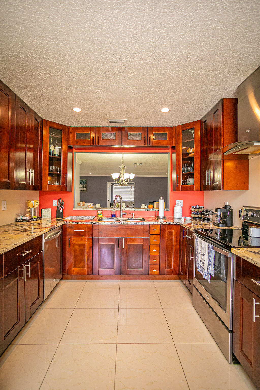 4170 Pine Green Run Lake Worth, FL 33467 - Photo 8 of 53 0012_7997