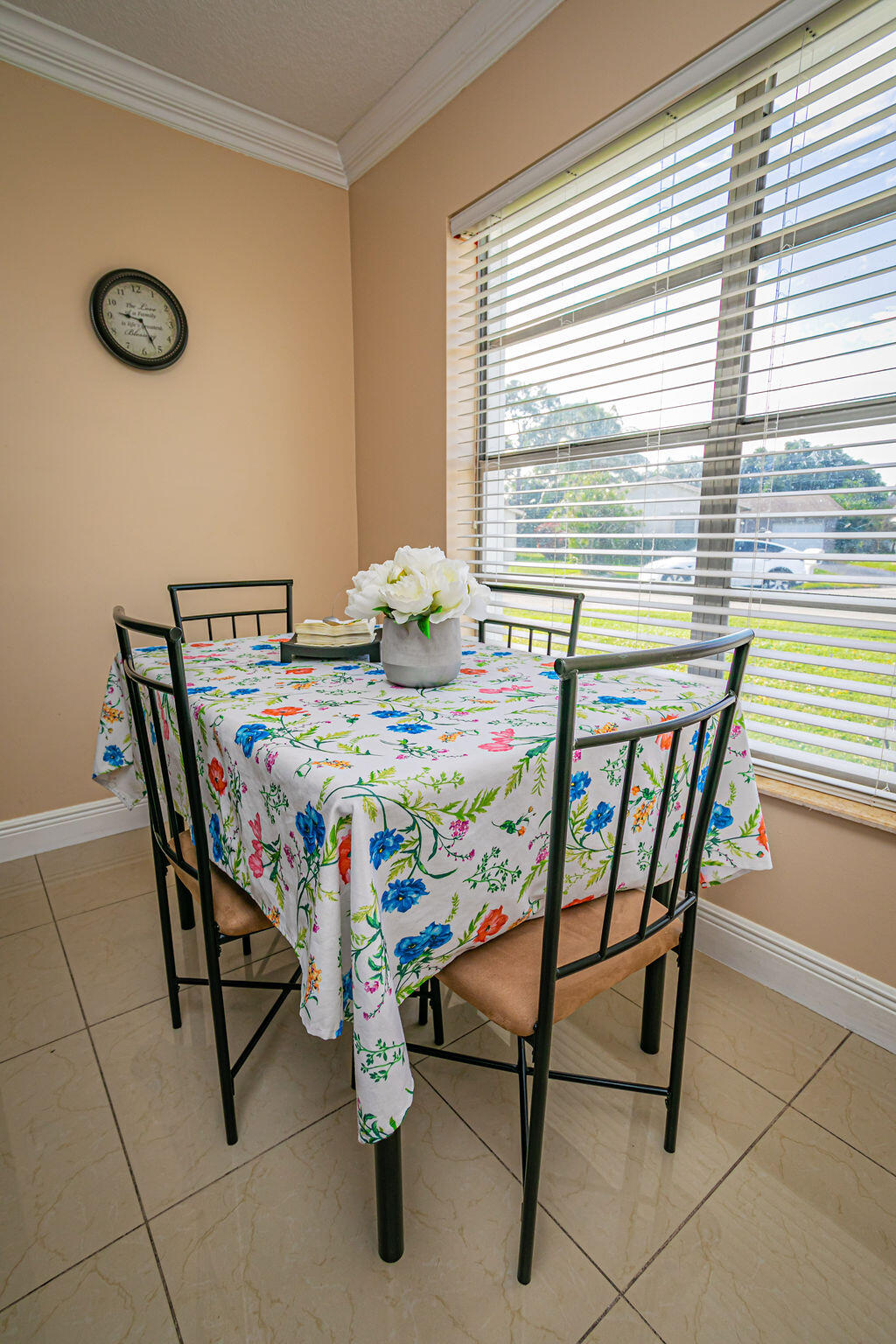 4170 Pine Green Run Lake Worth, FL 33467 - Photo 9 of 53 0013_8003