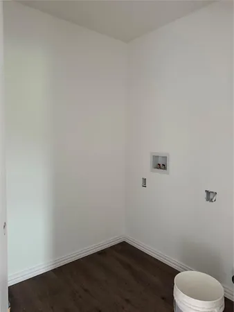 $1,800 | 9983 Mineral Wells Highway, Unit B, Millsap, TX 76066