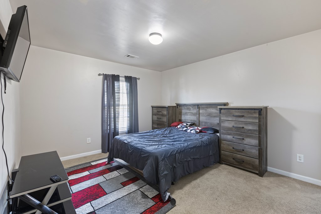 4437 Walking Stick Way Columbus, GA 31907 - Photo 13 of 16 Guest Room