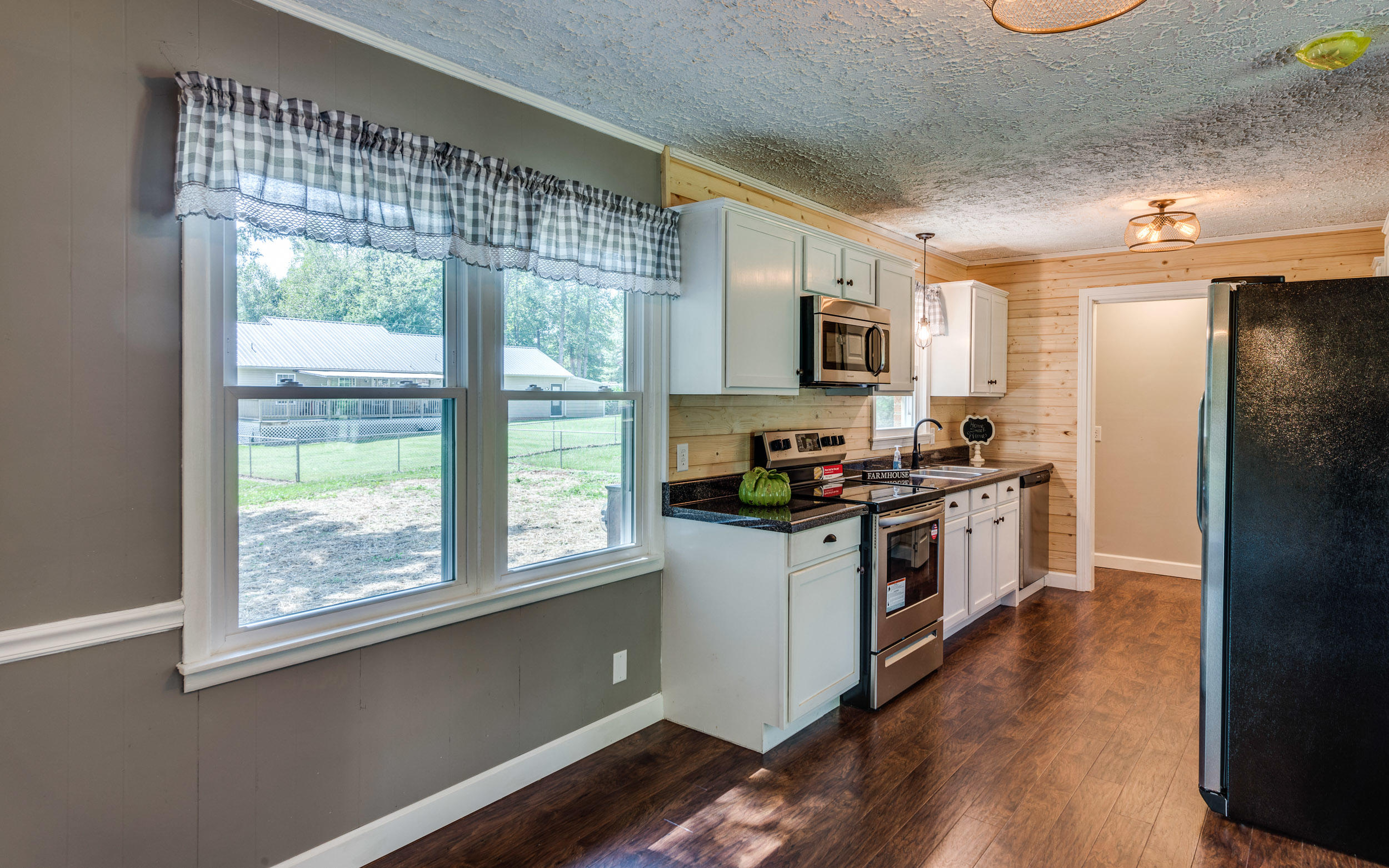399 Salem Road Cookeville, TN 38506 - Photo 3 of 37 Kitchen-1