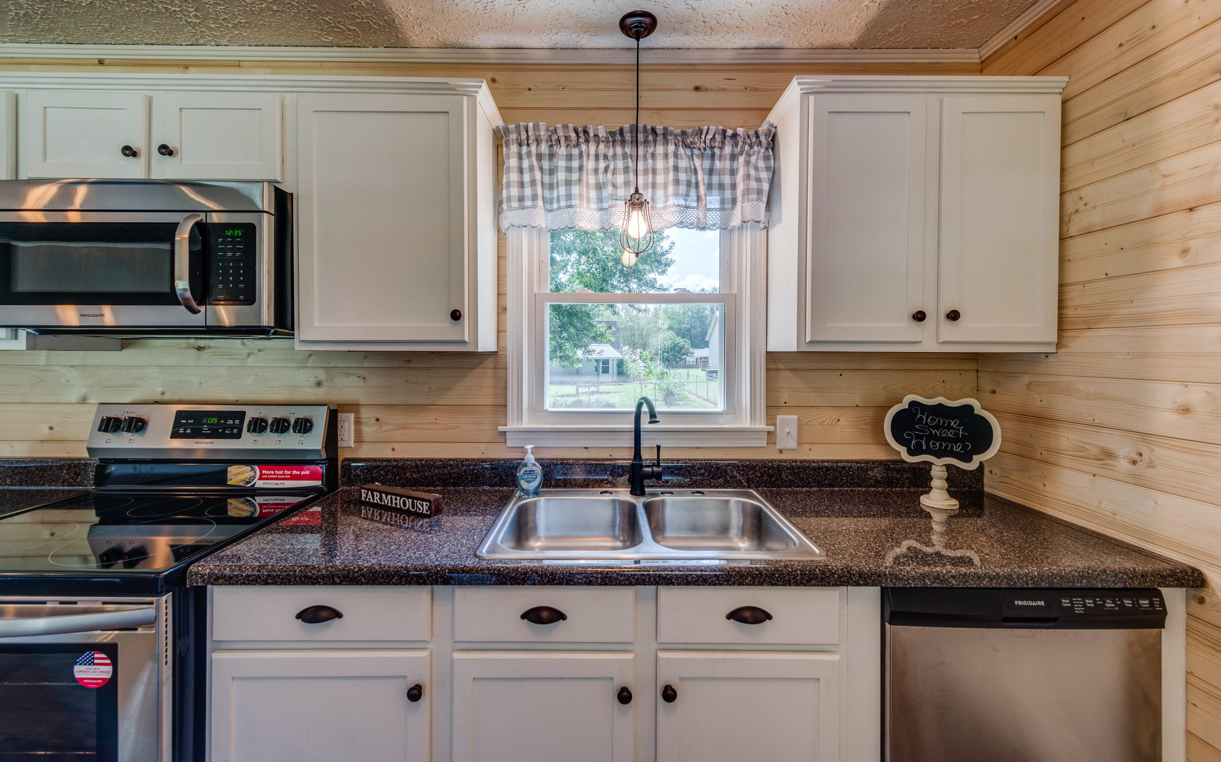 399 Salem Road Cookeville, TN 38506 - Photo 5 of 37 Kitchen-3