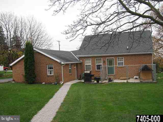 2316 Grandview Road Hanover, PA 17331 - Photo 3 of 21