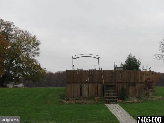 2316 Grandview Road Hanover, PA 17331 - Photo 4 of 21