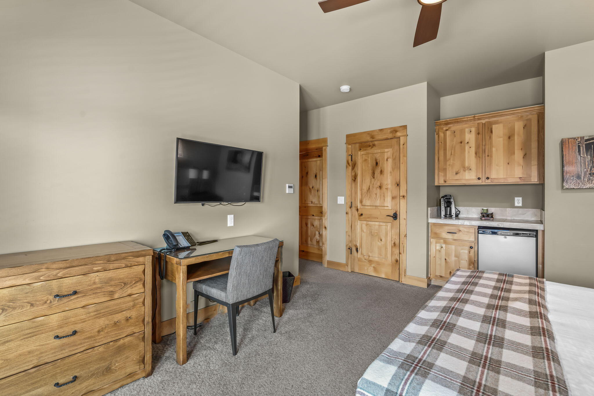 16841 South W Brasada Ranch Road, Unit CABIN 24 Powell Butte, OR 97753 - Photo 29 of 46 2023_04_28_16841_sw_brasada_ranch_rd_cab