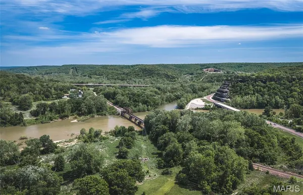 $320,000 | 11985 3rd Street, Jerome, MO 65529