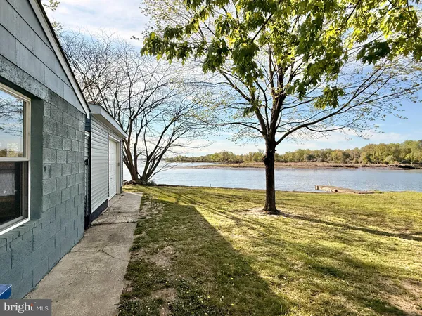$3,000 | 6 Wharf Street, Beverly, NJ 08010