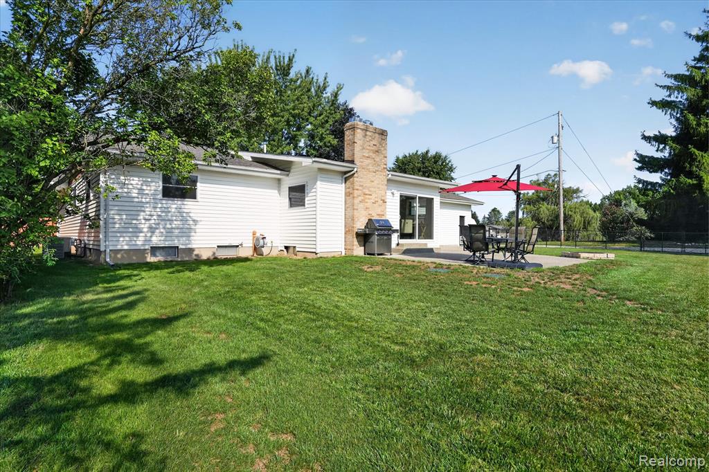 12265 Sharp Road Linden, MI 48451 - Photo 43 of 61 Gallery Image 43