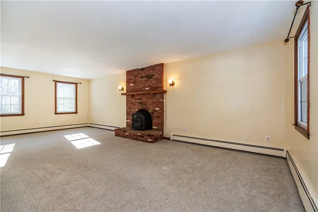 $599,900 | 35 Rustic Acre Drive, Glocester, RI 02814