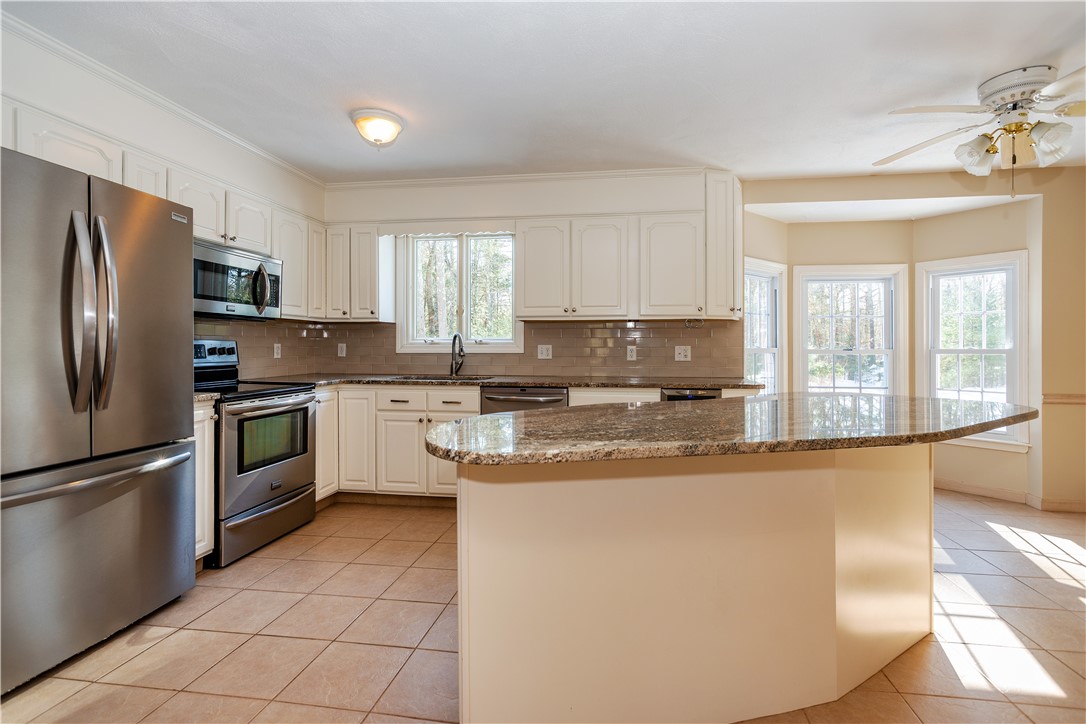 35 Rustic Acre Drive Glocester, RI 02814 - Photo 19 of 50