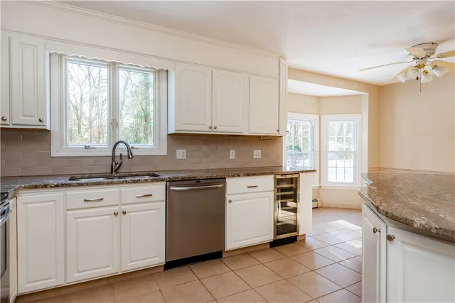 $599,900 | 35 Rustic Acre Drive, Glocester, RI 02814