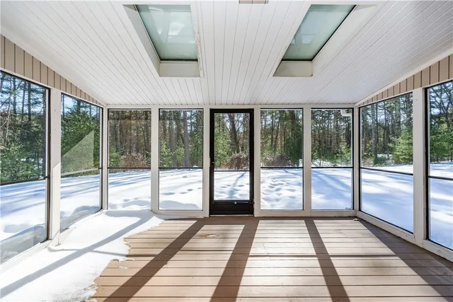 $599,900 | 35 Rustic Acre Drive, Glocester, RI 02814