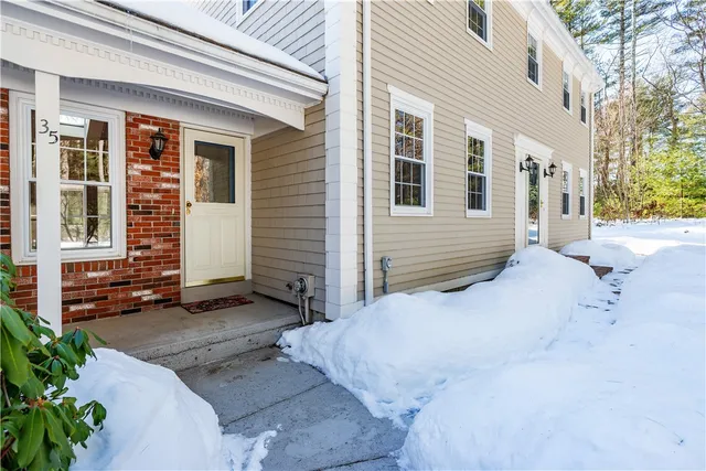 $599,900 | 35 Rustic Acre Drive, Glocester, RI 02814