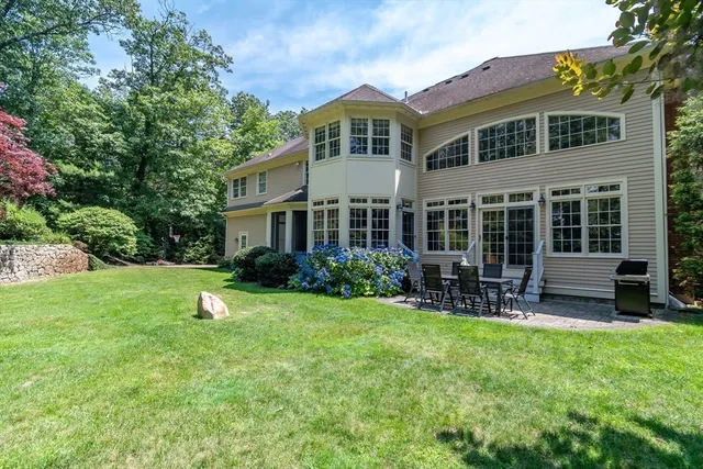 $2,295,000 | 169 Claybrook Road, Dover, MA 02030