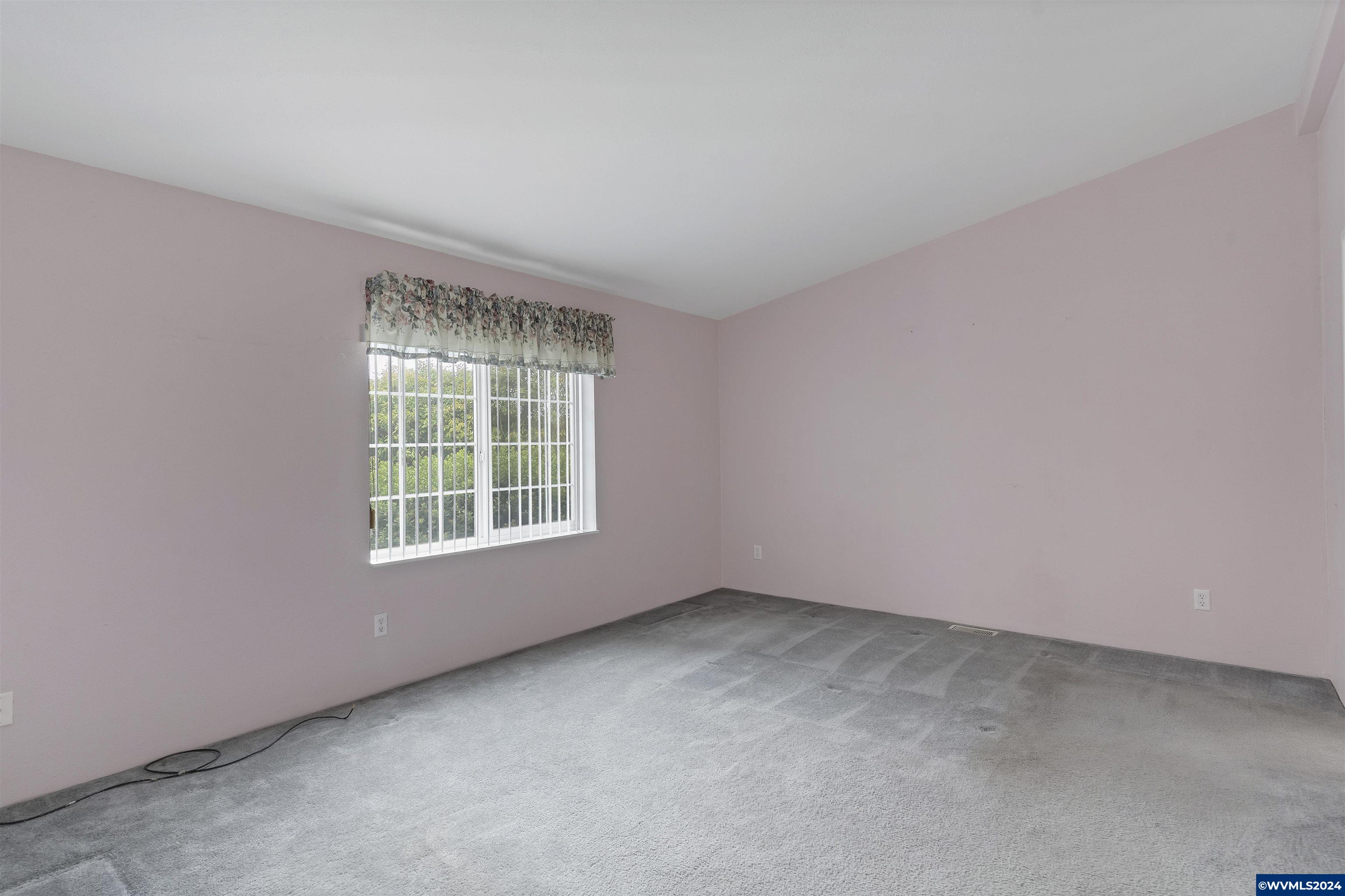 8400 Hopewell Road Northwest Salem, OR 97304 - Photo 15 of 42 Gallery Image 15