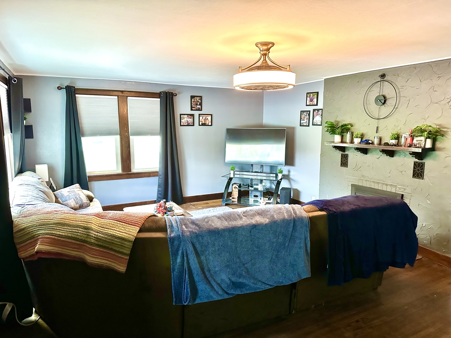 2 Park Road Oglesby, IL 61348 - Photo 2 of 12 a bedroom with bed and window