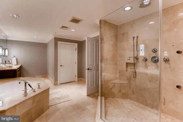 $7,000 | 801 Key Highway, Unit 423, Baltimore, MD 21230