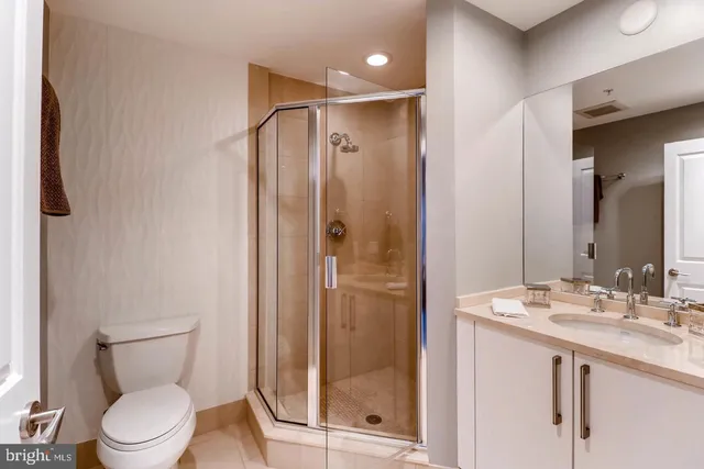 $7,000 | 801 Key Highway, Unit 423, Baltimore, MD 21230